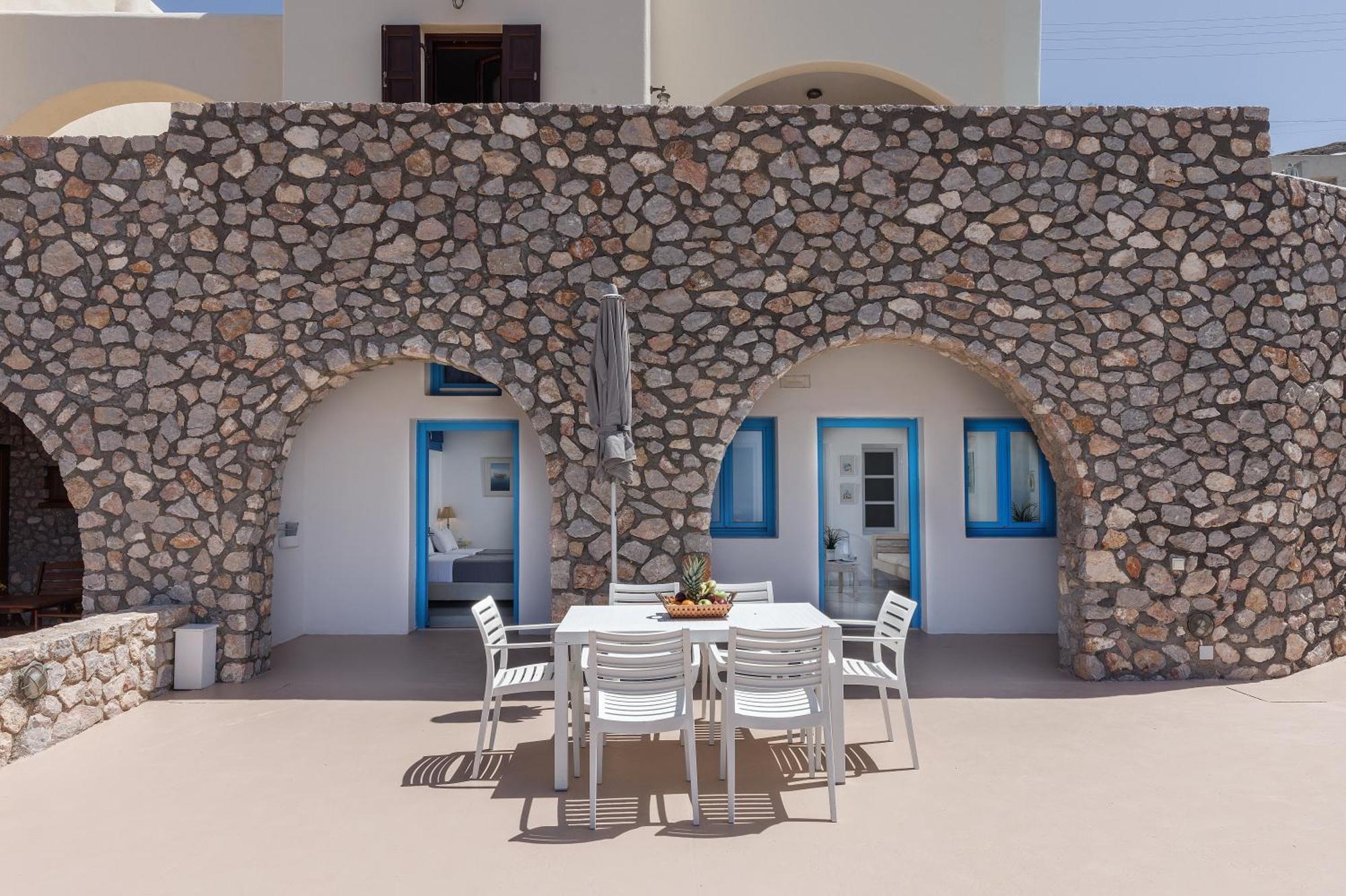 Zatrikion Santorini Villas Pyrgos Kallistis Exterior photo