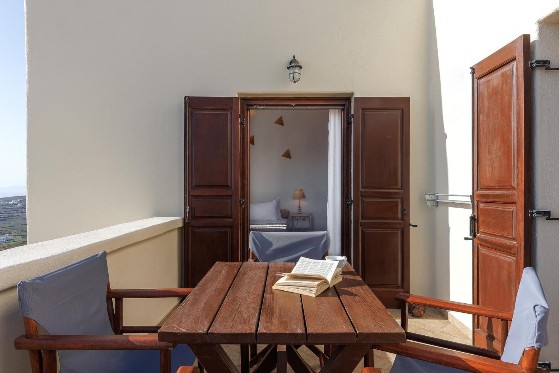 Zatrikion Santorini Villas Pyrgos Kallistis Exterior photo