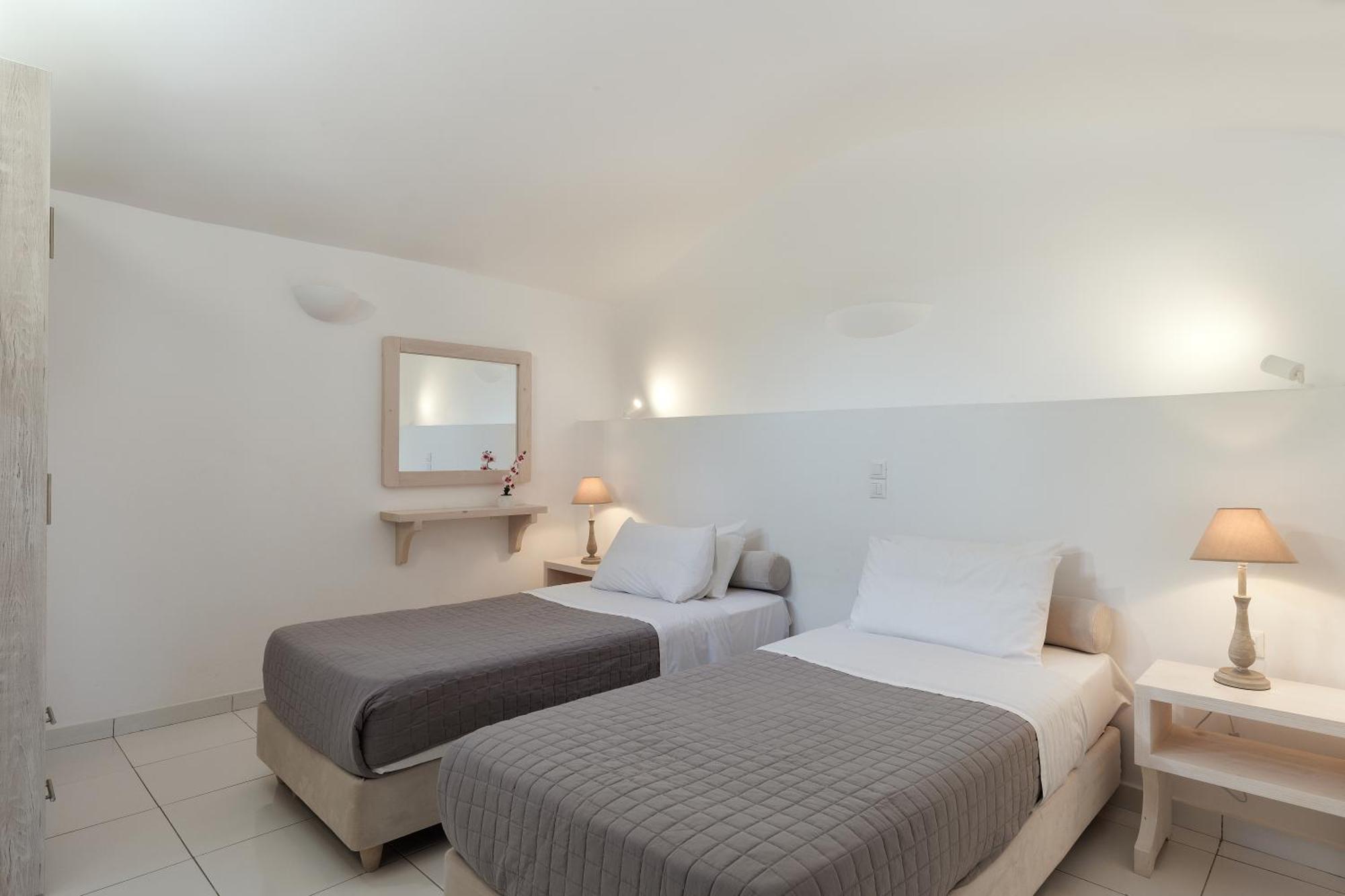 Zatrikion Santorini Villas Pyrgos Kallistis Exterior photo