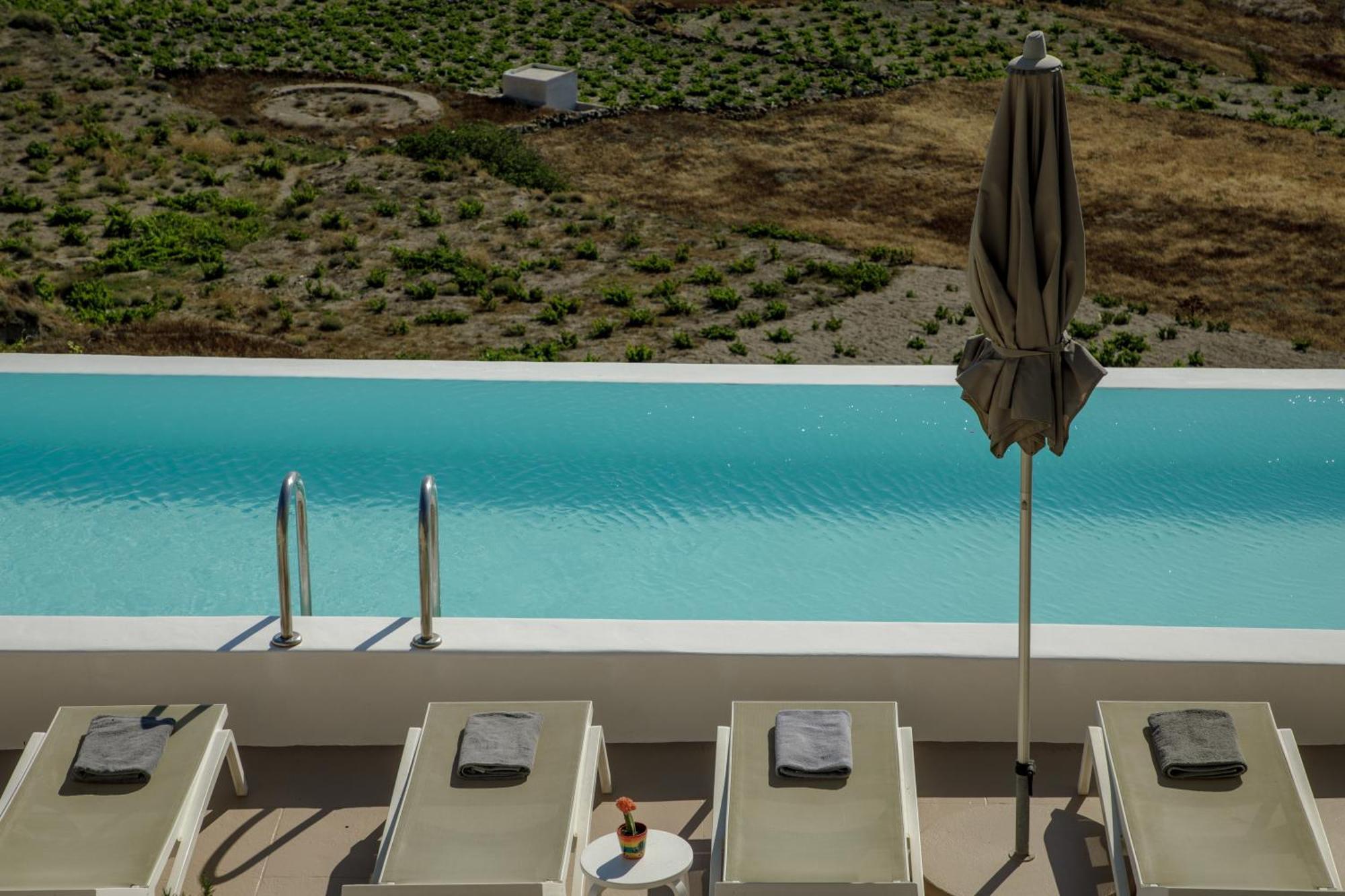 Zatrikion Santorini Villas Pyrgos Kallistis Exterior photo